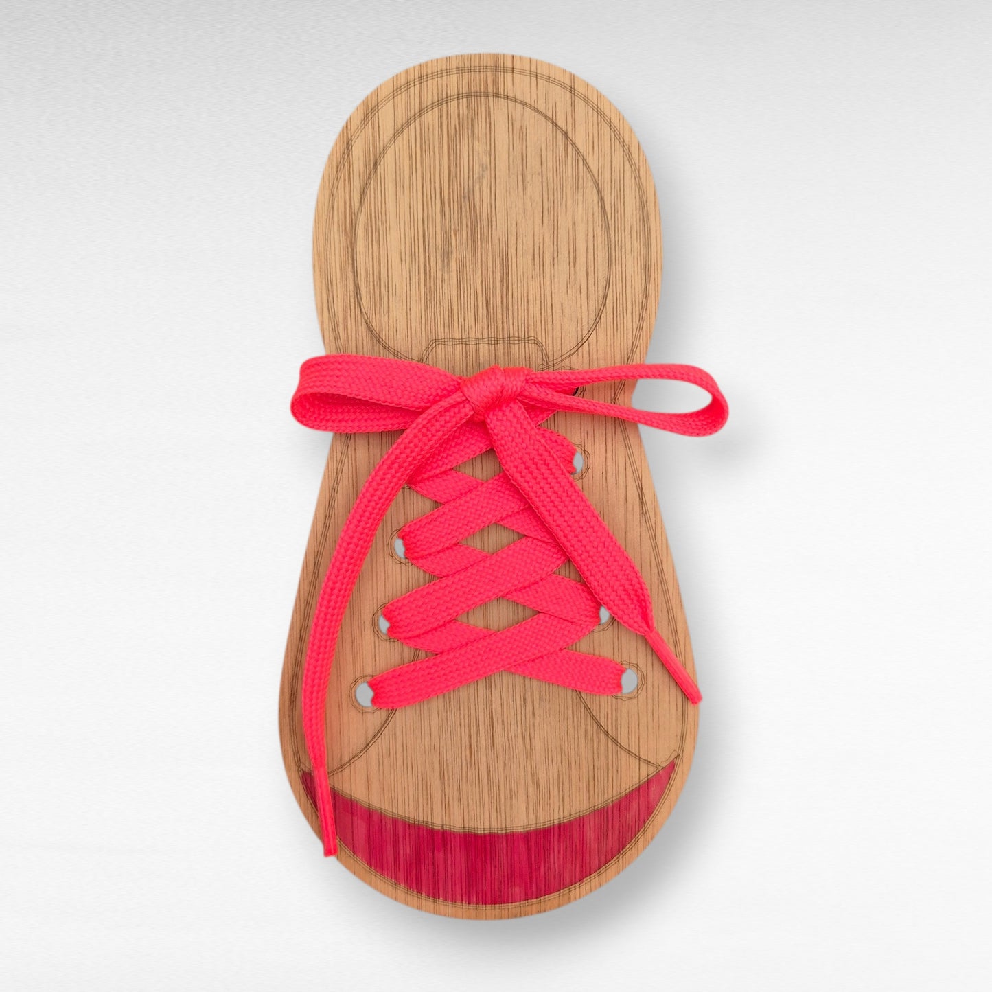 Houten veter-schoen – leren strikken