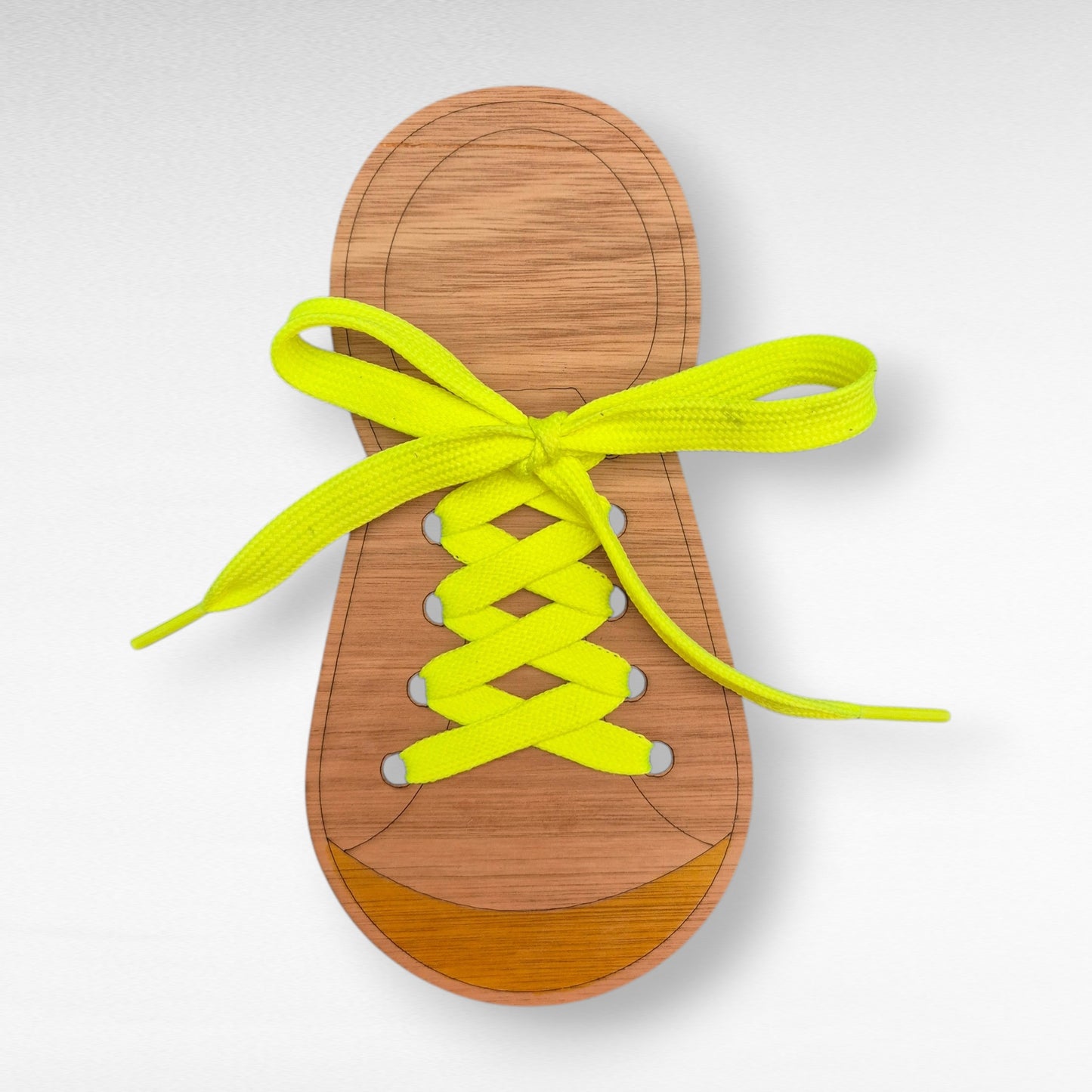 Houten veter-schoen – leren strikken
