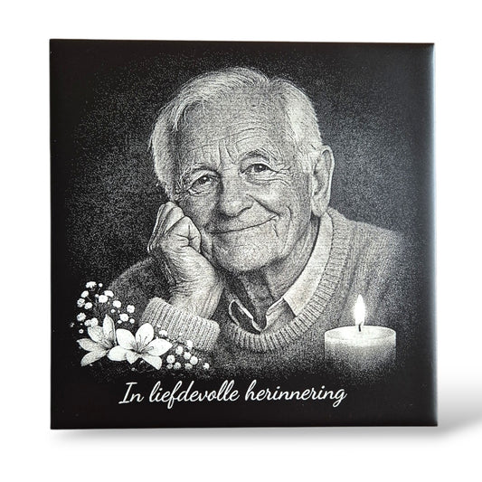 Keramisch fototegeltje 15×15 cm – inclusief houten houder